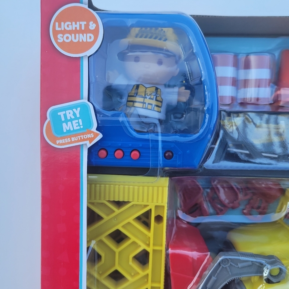 Kid Connection Construction Site Play Set, 26 Pieces:Includes 26 exciting piec - Picture 3 of 6